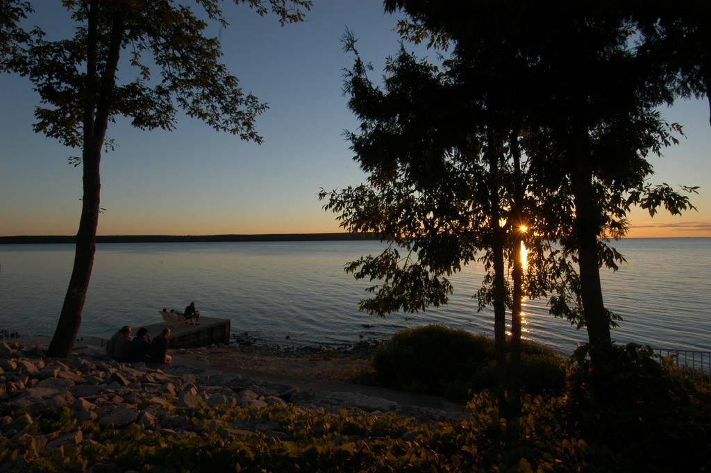 Westwood Shores Waterfront Resort Sturgeon Bay Dış mekan fotoğraf