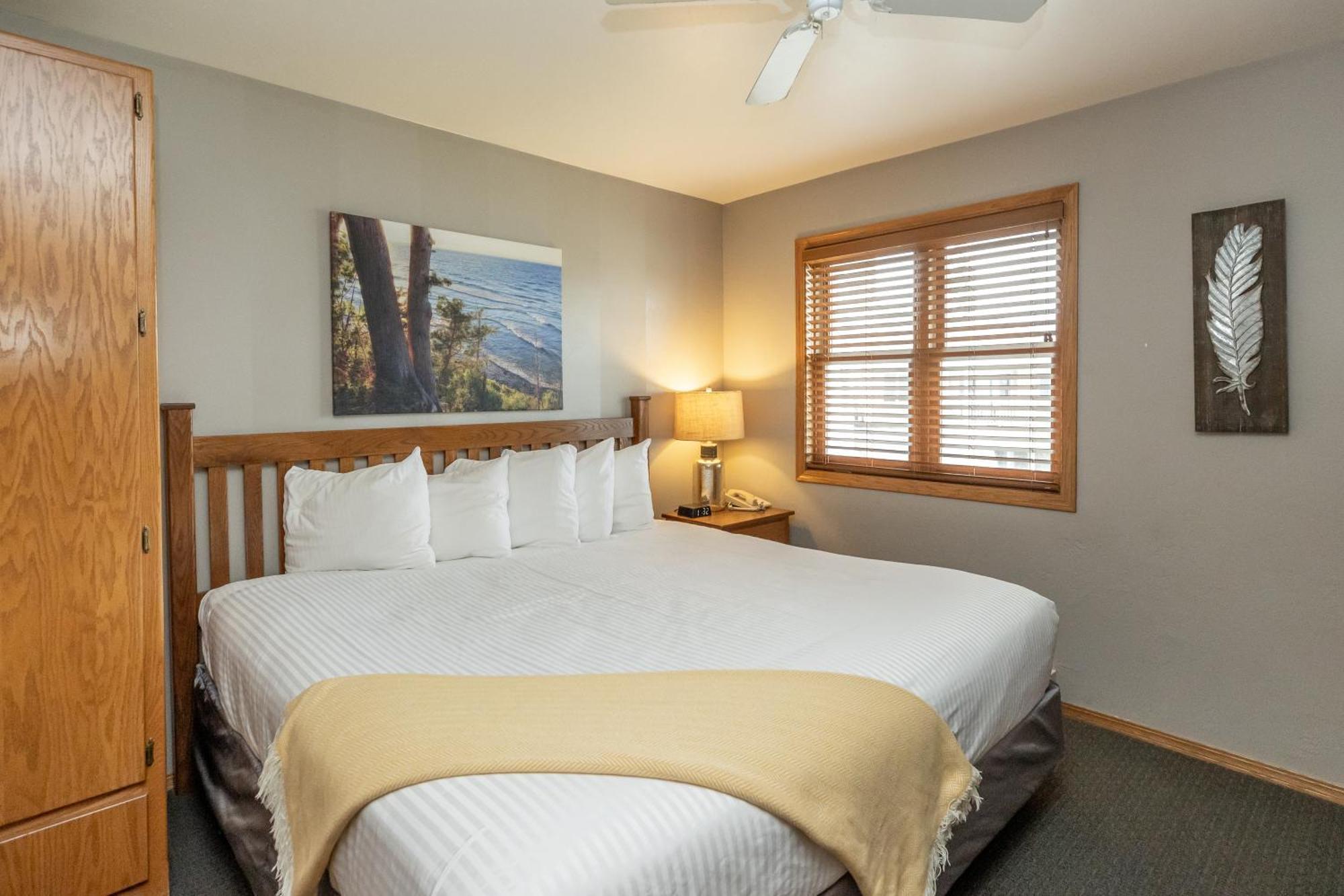 Westwood Shores Waterfront Resort Sturgeon Bay Dış mekan fotoğraf