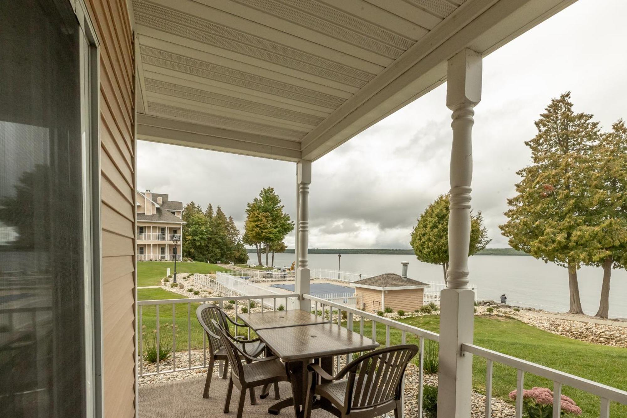 Westwood Shores Waterfront Resort Sturgeon Bay Dış mekan fotoğraf