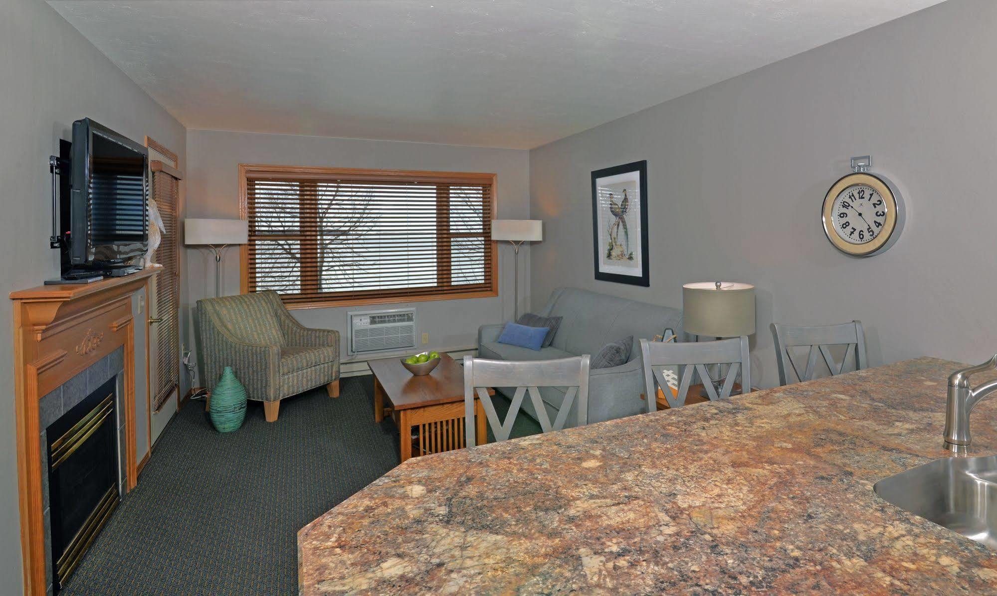 Westwood Shores Waterfront Resort Sturgeon Bay Dış mekan fotoğraf