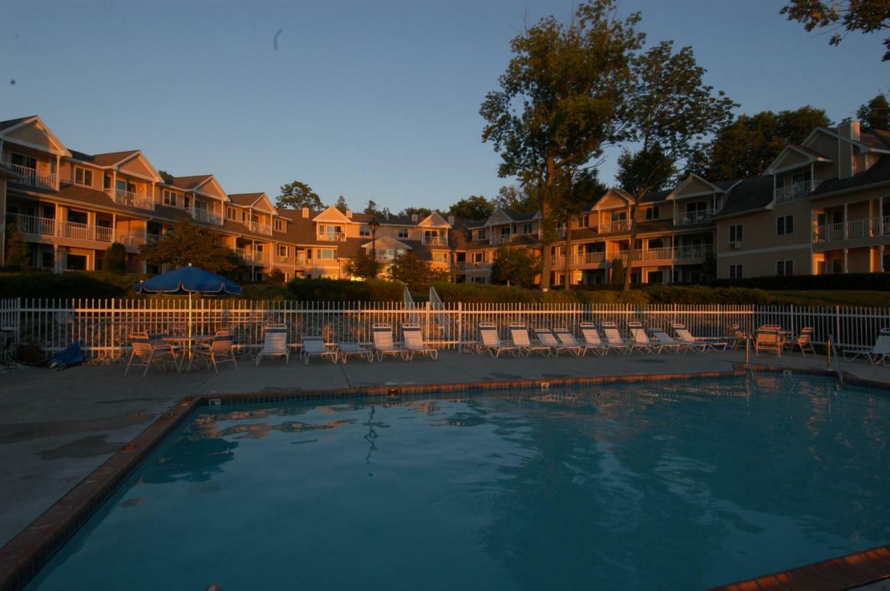 Westwood Shores Waterfront Resort Sturgeon Bay Dış mekan fotoğraf