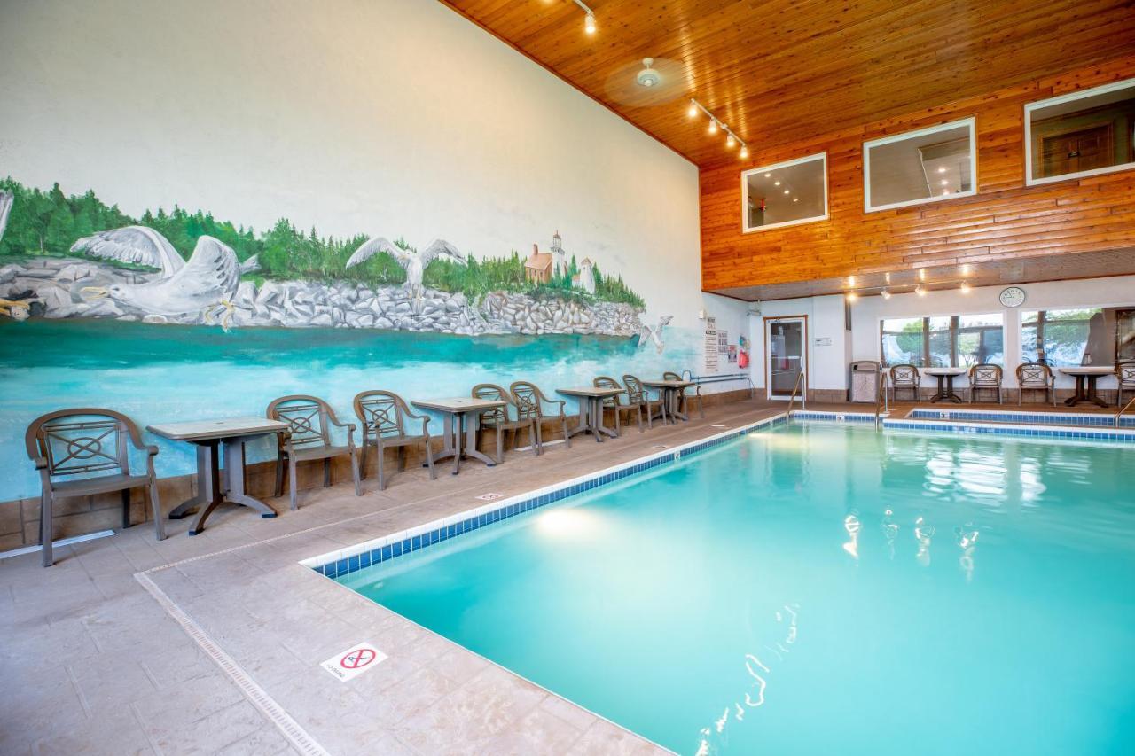 Westwood Shores Waterfront Resort Sturgeon Bay Dış mekan fotoğraf